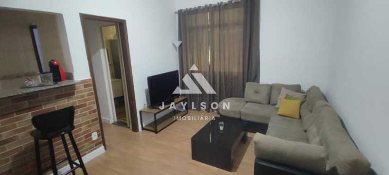 Apartamento à venda com 1 quarto, 32m² - Foto 1