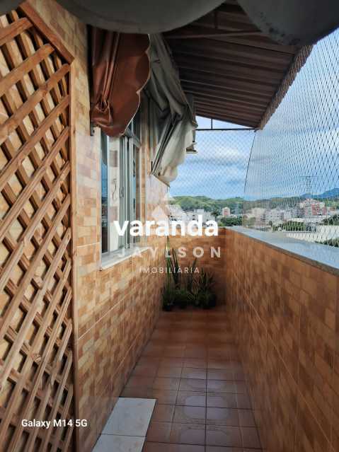 Apartamento à venda com 2 quartos, 65m² - Foto 1