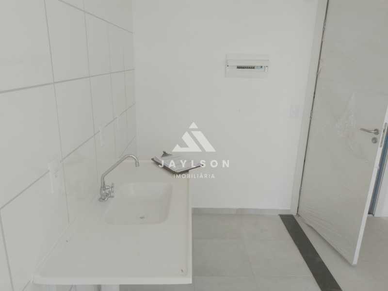 Apartamento à venda com 2 quartos, 43m² - Foto 20