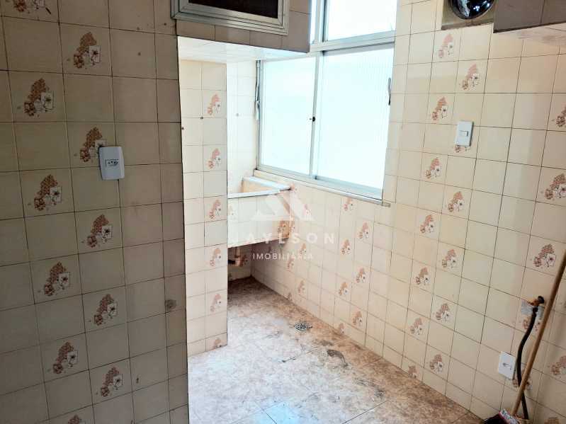 Apartamento à venda com 2 quartos, 42m² - Foto 7