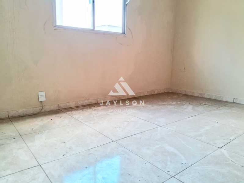 Apartamento à venda com 2 quartos, 42m² - Foto 12