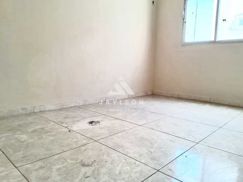 Apartamento à venda com 2 quartos, 42m² - Foto 13