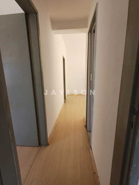 Apartamento à venda com 2 quartos, 61m² - Foto 4