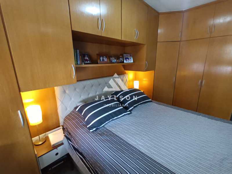 Apartamento à venda com 2 quartos, 72m² - Foto 9