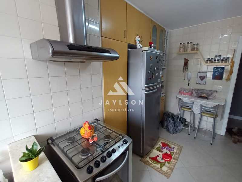 Apartamento à venda com 2 quartos, 72m² - Foto 18