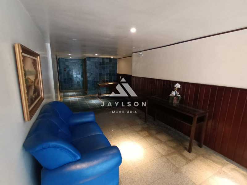 Apartamento à venda com 2 quartos, 72m² - Foto 27