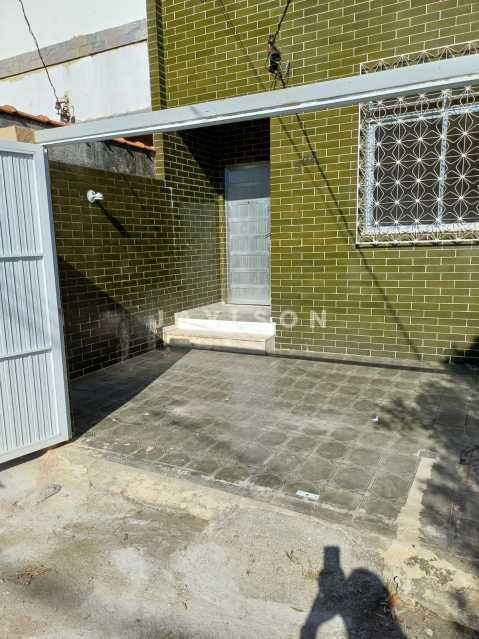 Casa à venda com 2 quartos, 57m² - Foto 1