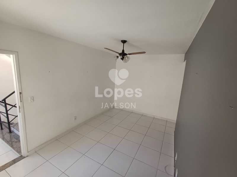 Apartamento à venda com 2 quartos, 59m² - Foto 4