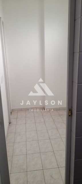 Apartamento à venda com 2 quartos, 62m² - Foto 14