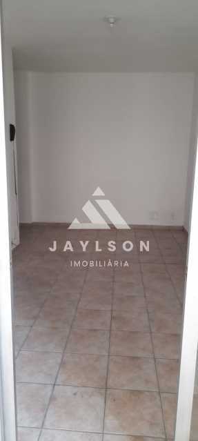 Apartamento à venda com 2 quartos, 62m² - Foto 19