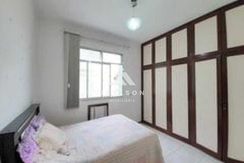 Apartamento à venda com 2 quartos, 62m² - Foto 13