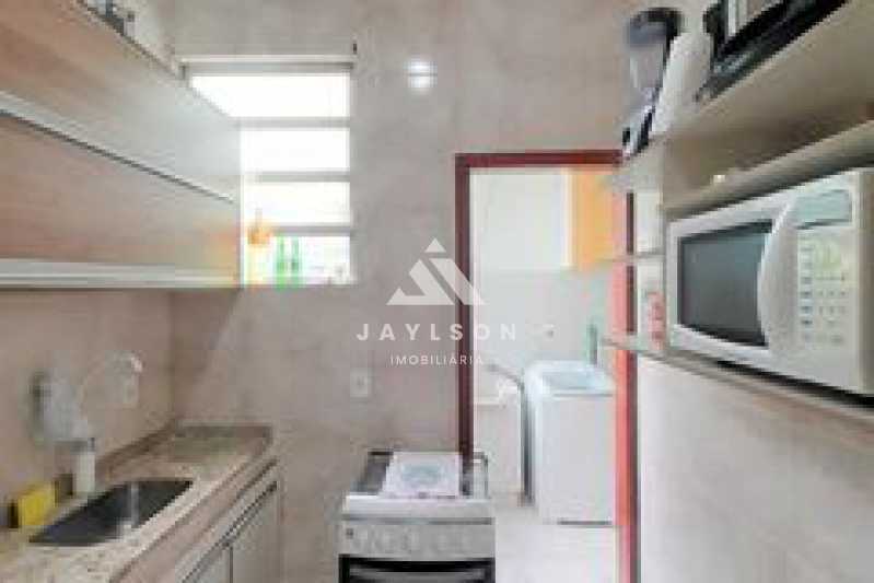 Apartamento à venda com 2 quartos, 62m² - Foto 14