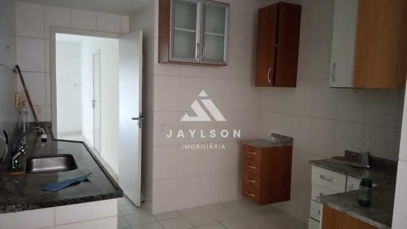 Apartamento à venda com 3 quartos, 93m² - Foto 11