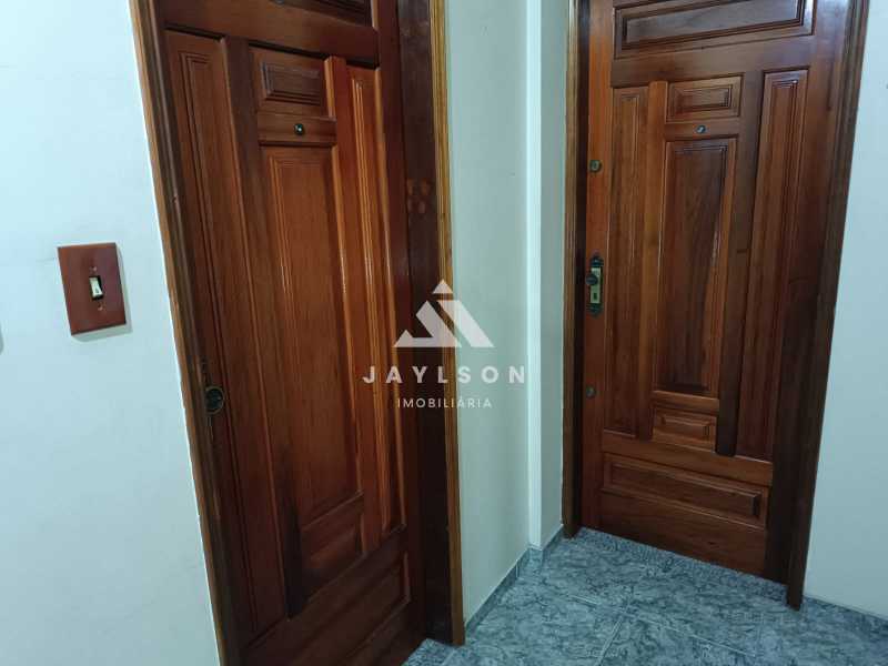 Apartamento à venda com 3 quartos, 78m² - Foto 4