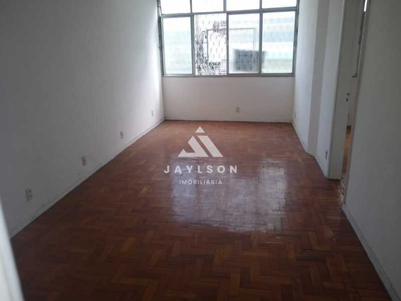 Apartamento à venda com 2 quartos, 59m² - Foto 4