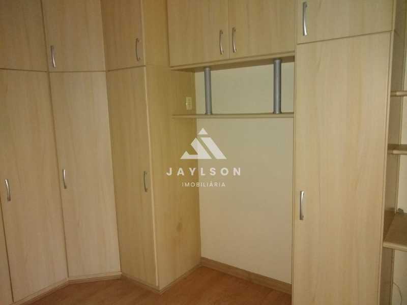 Apartamento à venda com 3 quartos, 122m² - Foto 9