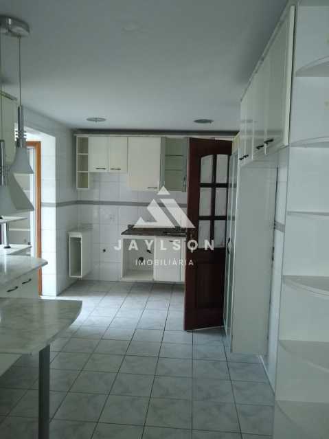 Apartamento à venda com 3 quartos, 122m² - Foto 21