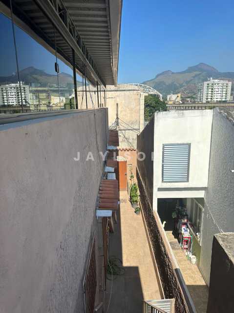 Casa de Vila à venda com 2 quartos, 110m² - Foto 17