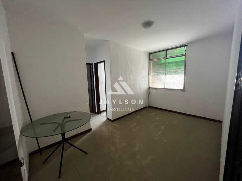 Apartamento à venda com 2 quartos, 38m² - Foto 2