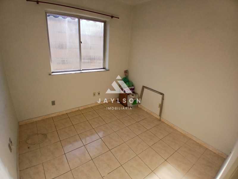 Apartamento à venda com 3 quartos, 75m² - Foto 18