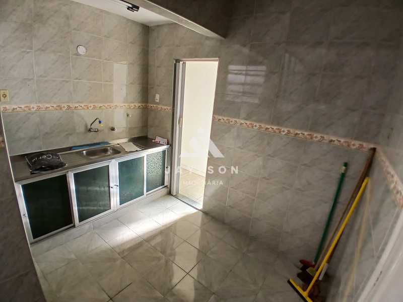 Apartamento à venda com 3 quartos, 75m² - Foto 23