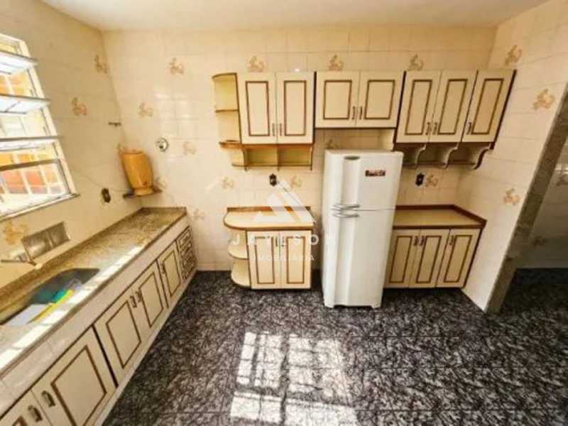 Apartamento à venda com 2 quartos, 120m² - Foto 18