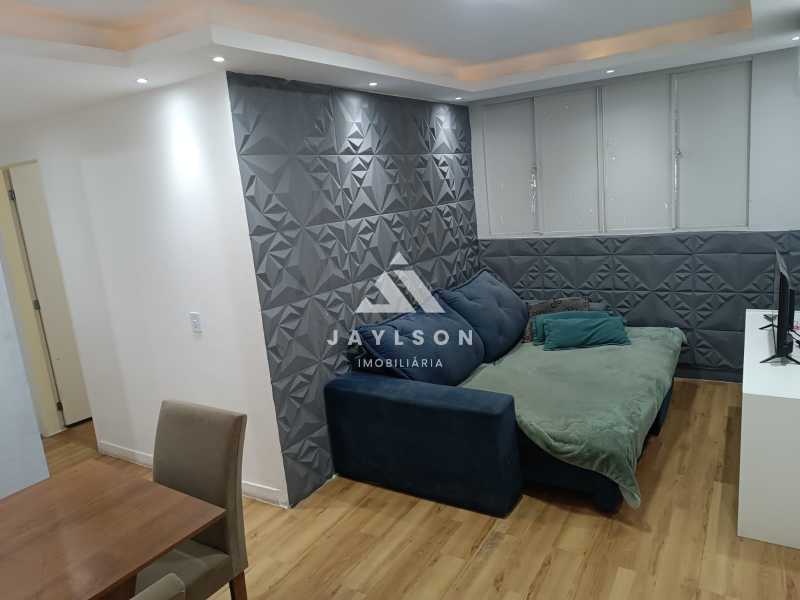 Apartamento à venda com 2 quartos, 52m² - Foto 11