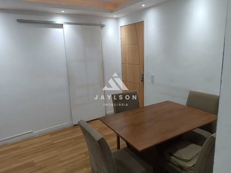 Apartamento à venda com 2 quartos, 52m² - Foto 13