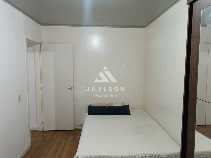 Apartamento à venda com 2 quartos, 52m² - Foto 17