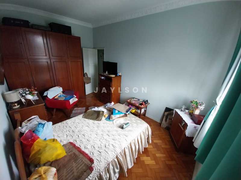 Apartamento à venda com 2 quartos, 70m² - Foto 12