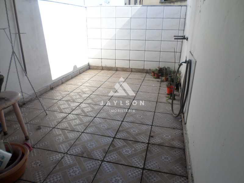 Apartamento à venda com 3 quartos, 121m² - Foto 18