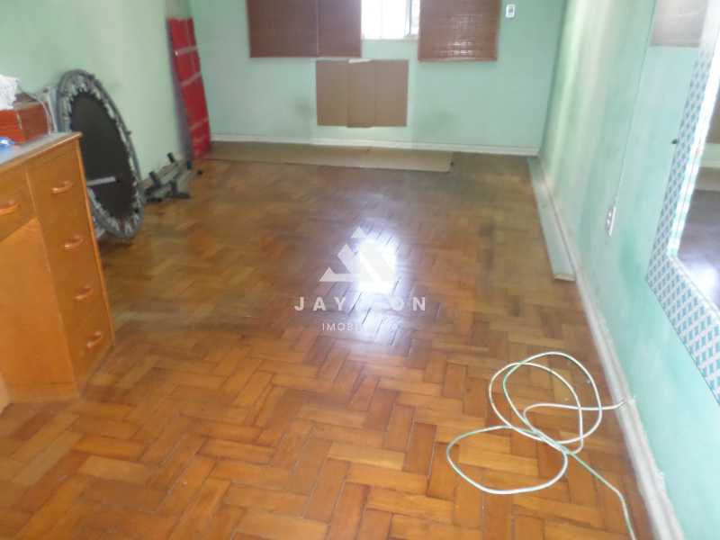 Apartamento à venda com 3 quartos, 121m² - Foto 3