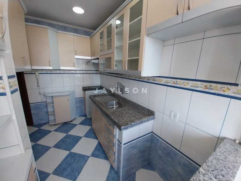 Apartamento à venda com 2 quartos, 65m² - Foto 23