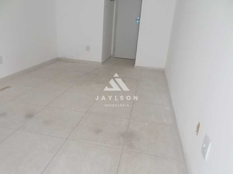 Apartamento à venda com 2 quartos, 85m² - Foto 11