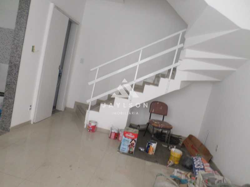 Apartamento à venda com 2 quartos, 85m² - Foto 4