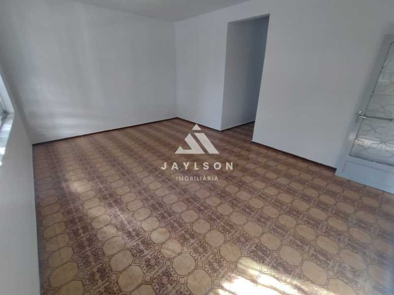 Apartamento à venda com 3 quartos, 243m² - Foto 3