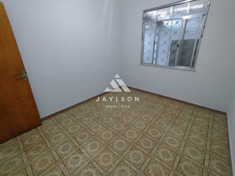 Apartamento à venda com 3 quartos, 243m² - Foto 13