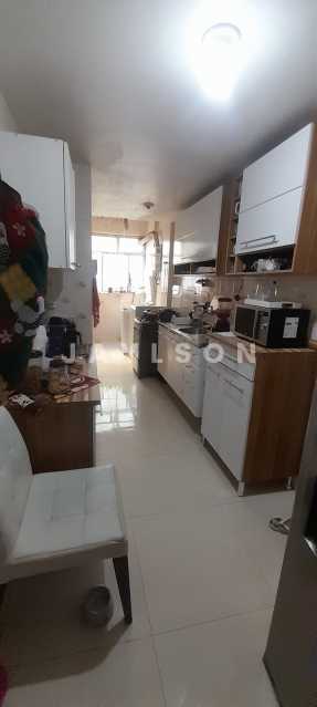 Apartamento à venda com 2 quartos, 77m² - Foto 18