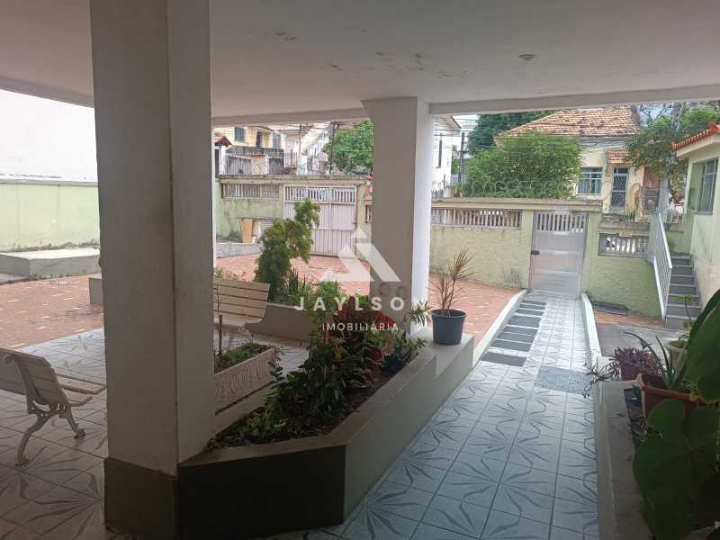 Apartamento à venda com 2 quartos, 69m² - Foto 5