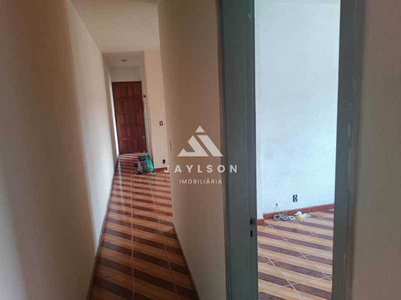 Apartamento à venda com 2 quartos, 69m² - Foto 24