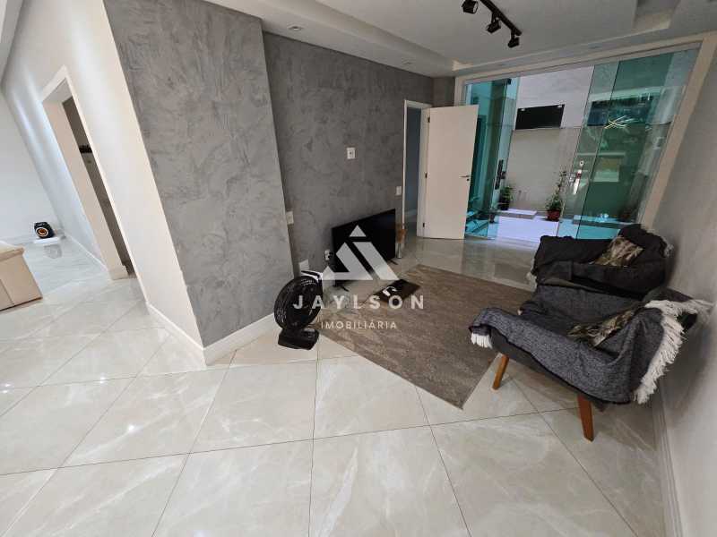 Apartamento à venda com 2 quartos, 198m² - Foto 6