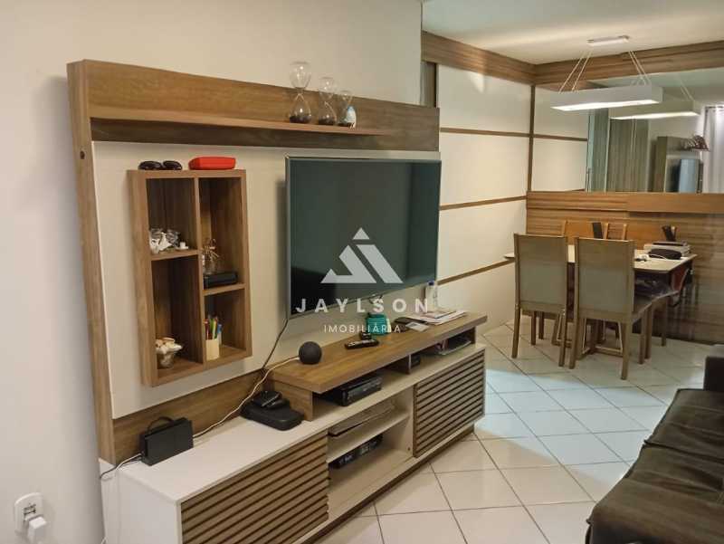 Apartamento à venda com 3 quartos, 80m² - Foto 4