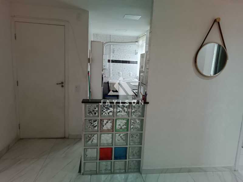 Apartamento à venda com 2 quartos, 50m² - Foto 18