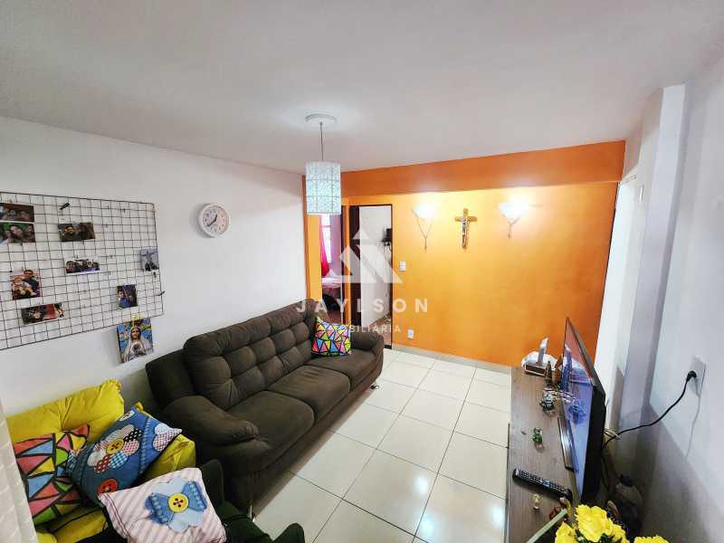 Apartamento à venda com 2 quartos, 60m² - Foto 1