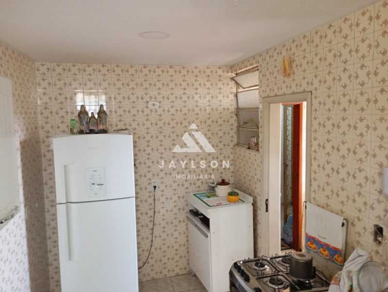 Apartamento à venda com 2 quartos, 64m² - Foto 18