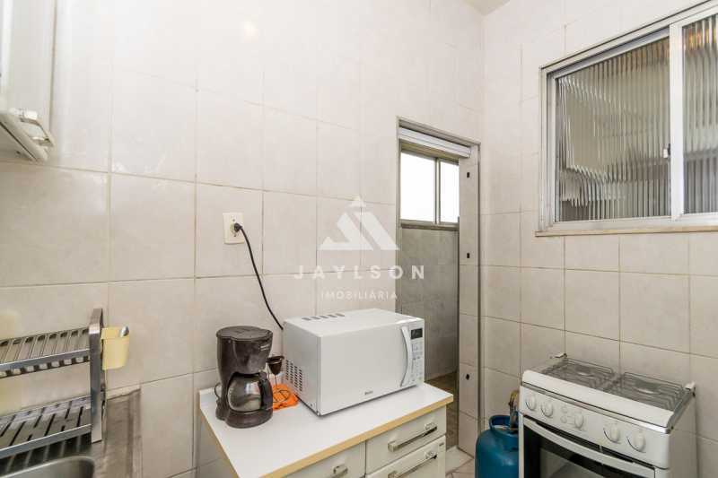 Apartamento à venda com 2 quartos, 74m² - Foto 8