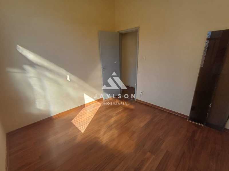 Apartamento à venda com 3 quartos, 68m² - Foto 13