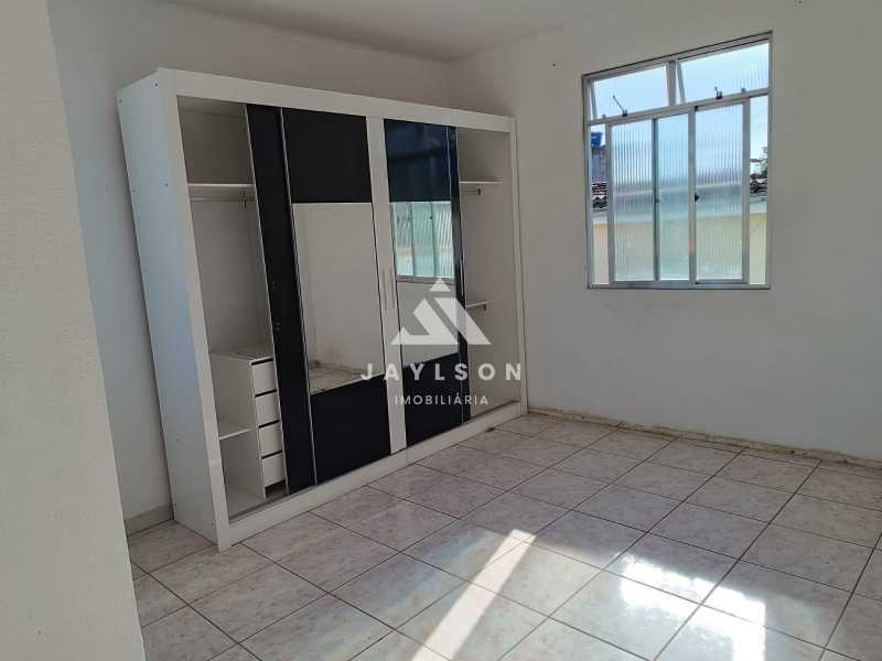 Casa à venda com 2 quartos, 70m² - Foto 17