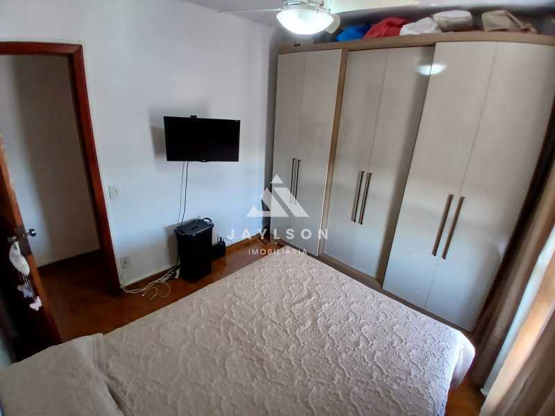 Apartamento à venda com 2 quartos, 66m² - Foto 15