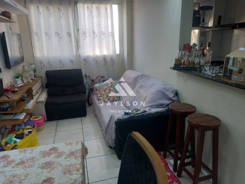 Apartamento à venda com 2 quartos, 45m² - Foto 4